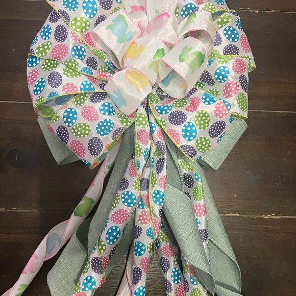 Spring Easter Bow - Picture 5 of 5